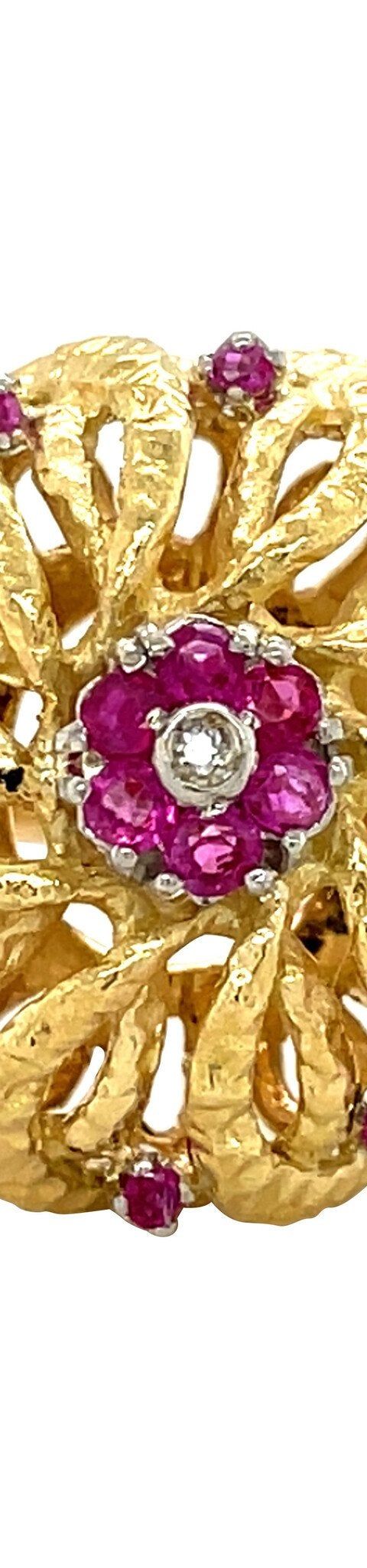 Vintage 18K Gold Cluster Ring with Ruby and Diamond